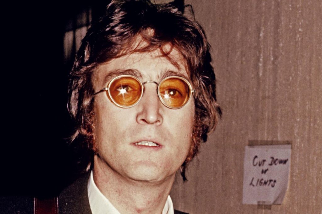 John Lennon Brille